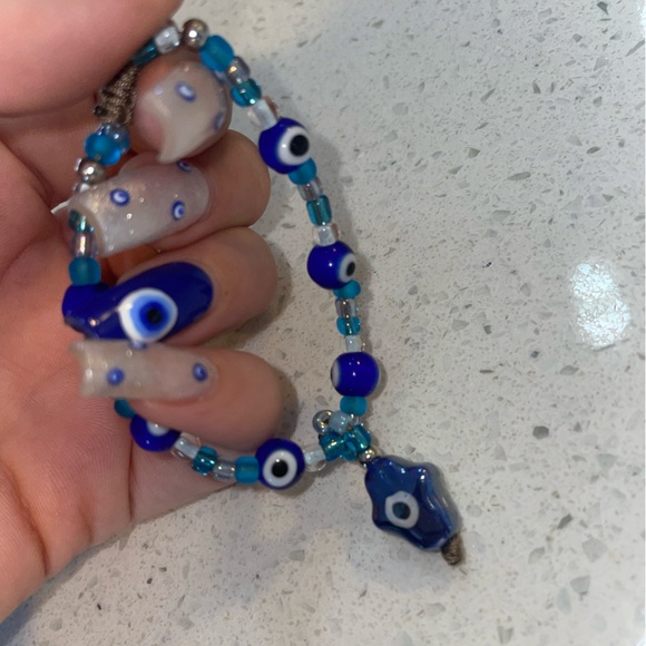 Evil eye protection bracelet - Picture 2 of 3